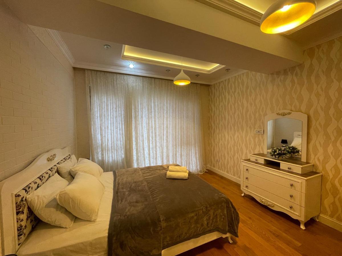 Park Azure Apartment *